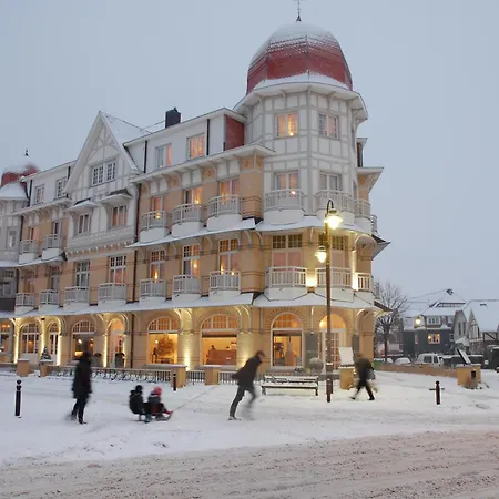 Hotel Grand Belle Vue Le Coq