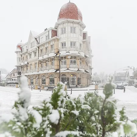 Grand Belle Vue De Haan