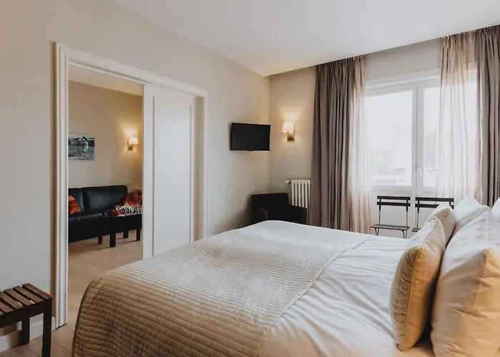 Grand Belle Vue 4* De Haan